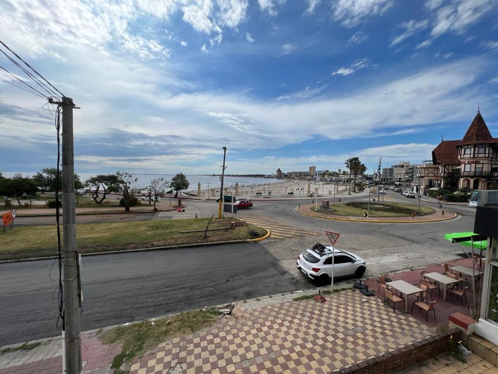 فندق Gran Colonial Riviera Piriápolis المظهر الخارجي الصورة